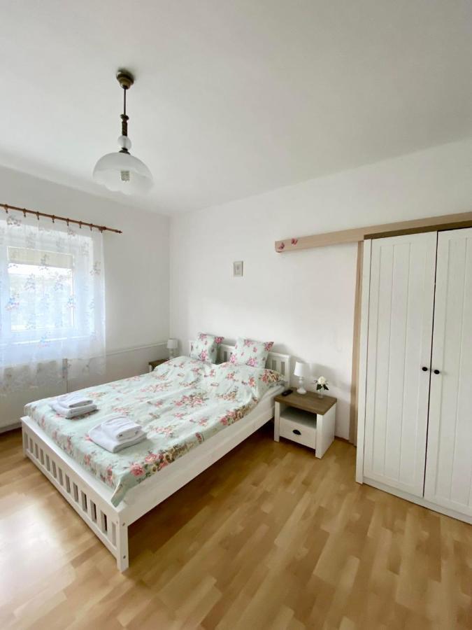 Apartman Marketa Apartment Bystrice  Exterior photo